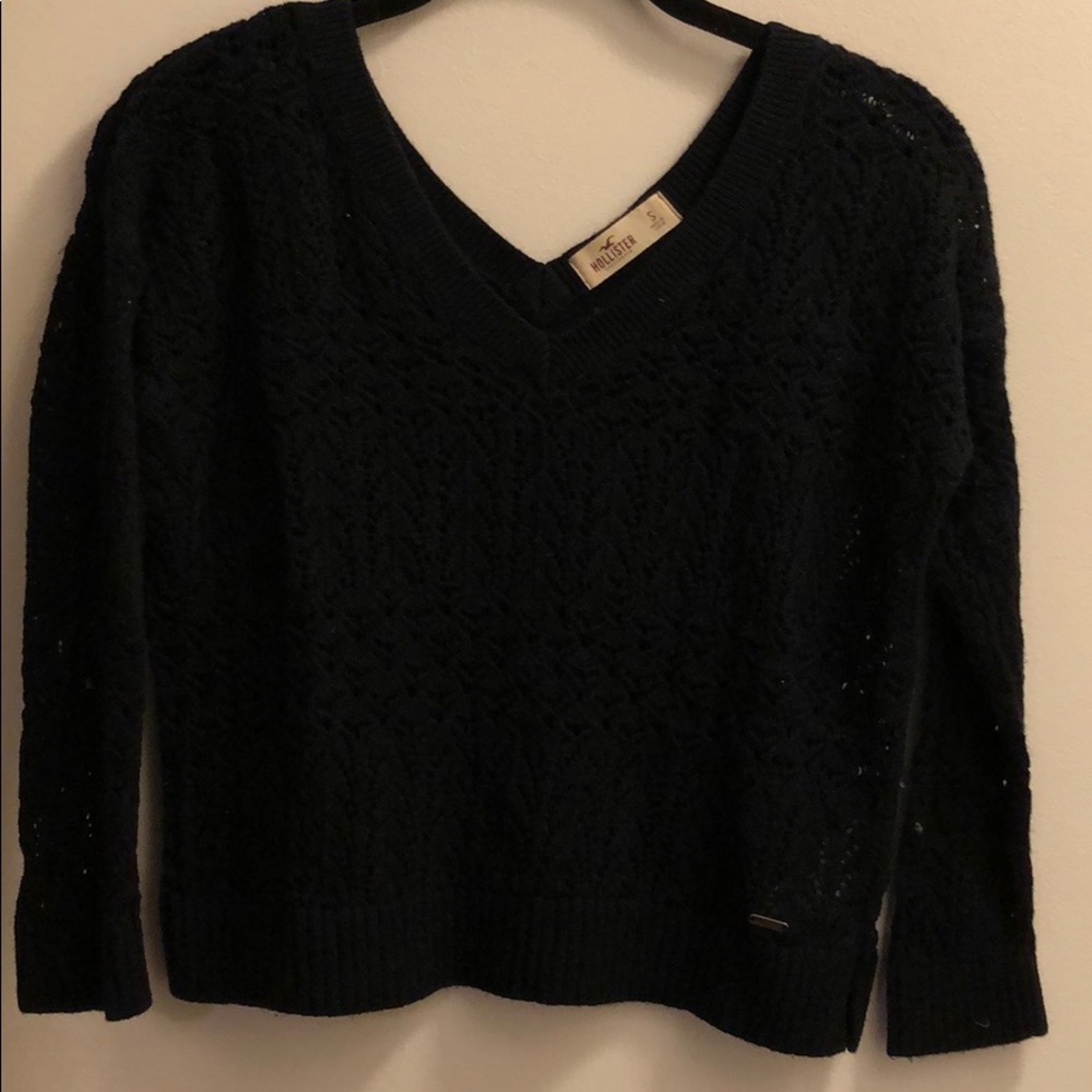 Hollister Cropped Sweater